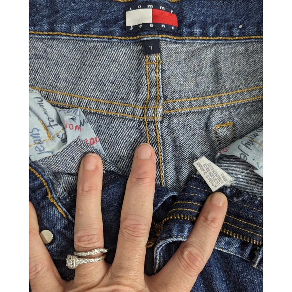 Tommy Hilfiger Vintage Leg Button Flare Jeans 7 - Picture 4 of 8